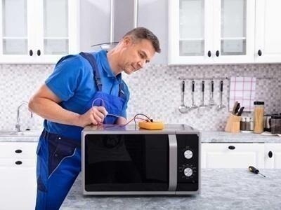 رقم صيانة يونيفرسال الغردقة.jpg